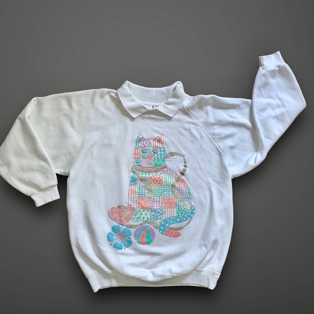 v i n t a g e :: Slouchy Cute Grandma Core Cat Lady Sweater - Picture 3 of 11